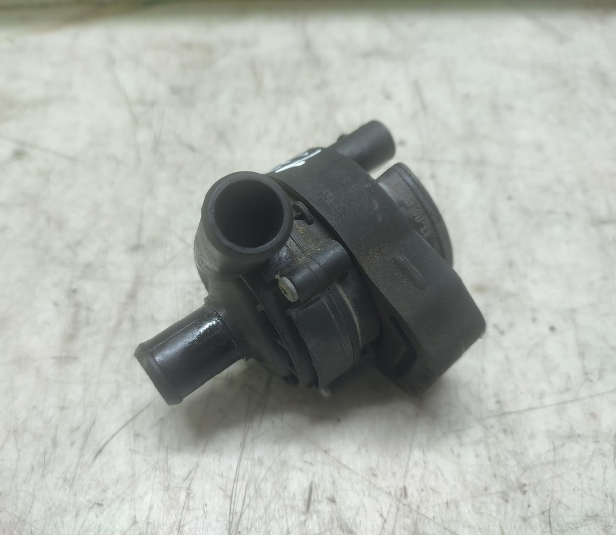 Pompa apa 0277586 Mercedes Benz C-Class W204/S204/C204 (facelift) (2011 - 2015)