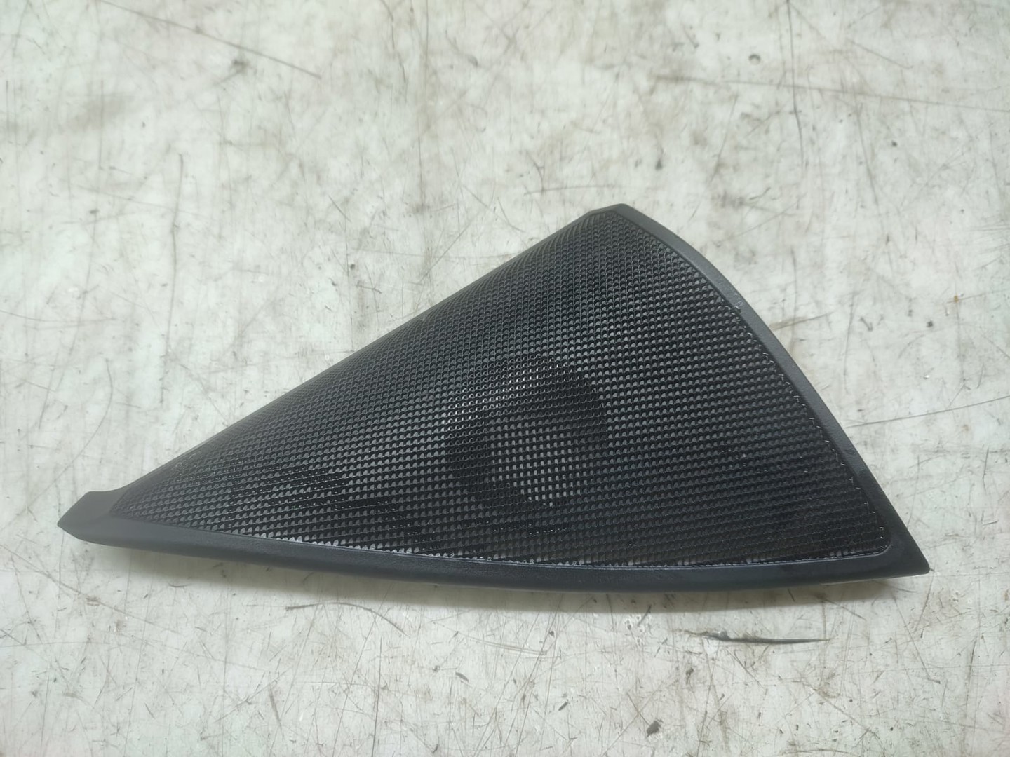Boxa difuzor tweeter A2047200248 Mercedes Benz C-Class W204/S204/C204 (facelift) (2011 - 2015)