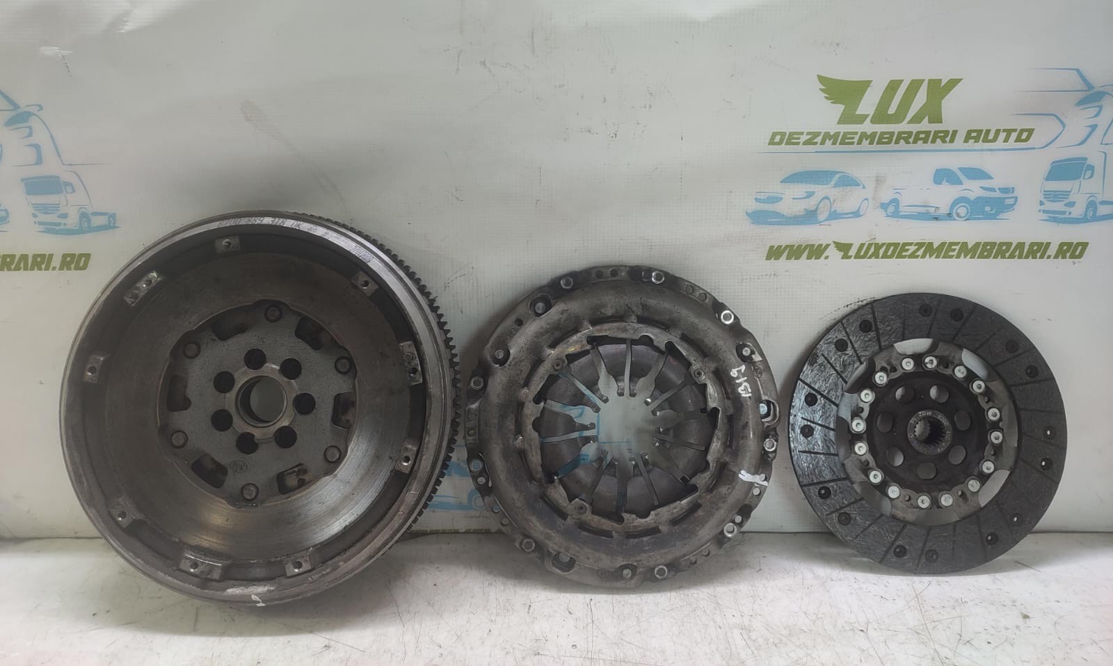Kit ambreiaj volanta cu masa dubla 8200889318 Renault Megane 3 (2008 - 2014)