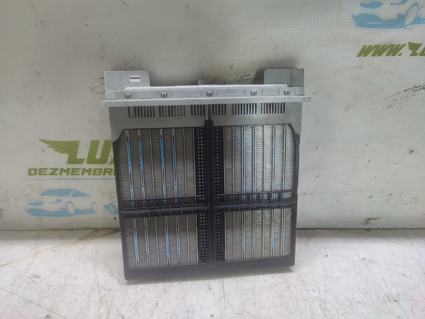 Radiator electric bord A2048300461 Subaru Forester 3 (2007 - 2011)