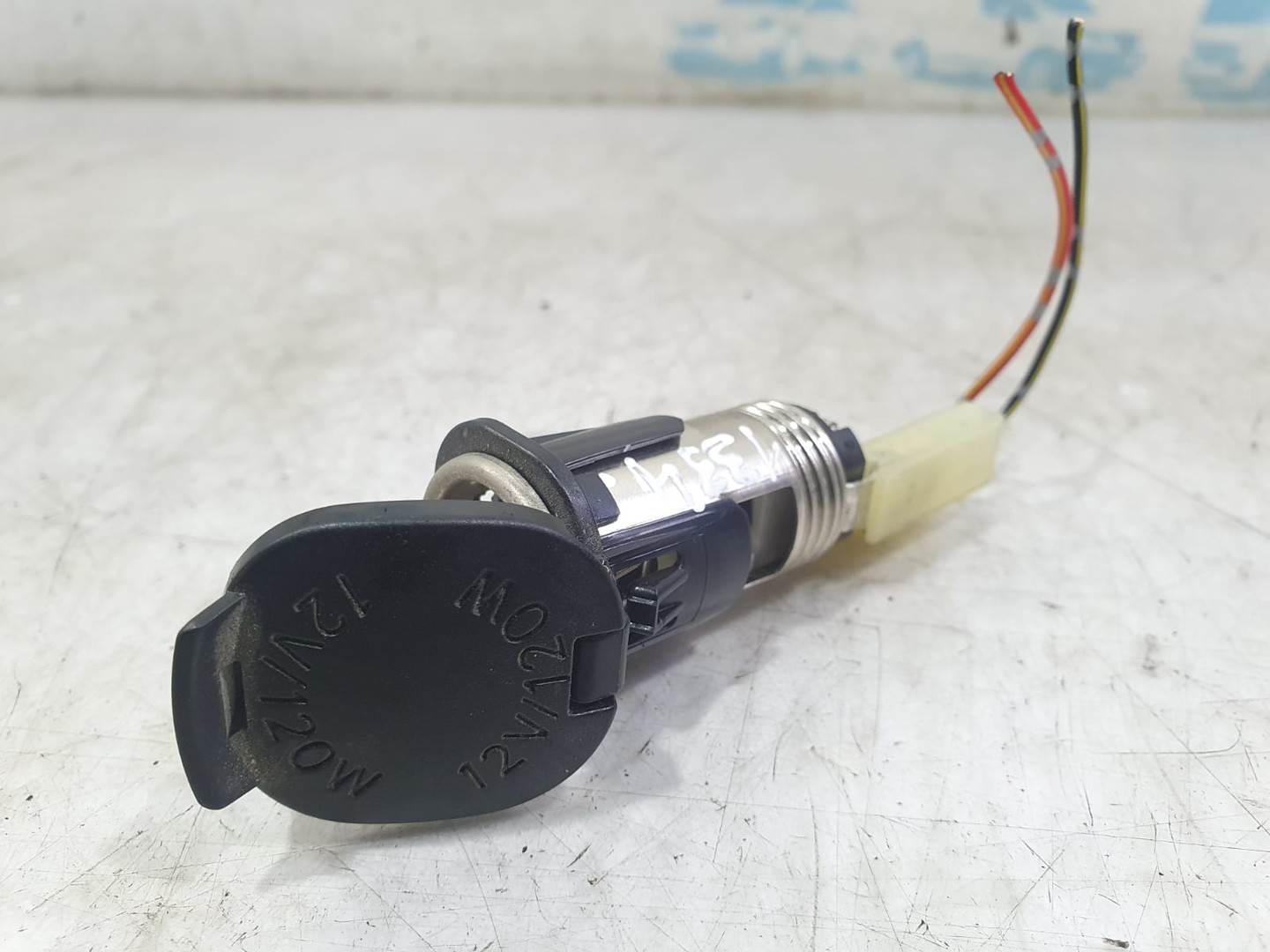 Priza 12V Subaru Forester 3 (2007 - 2011)