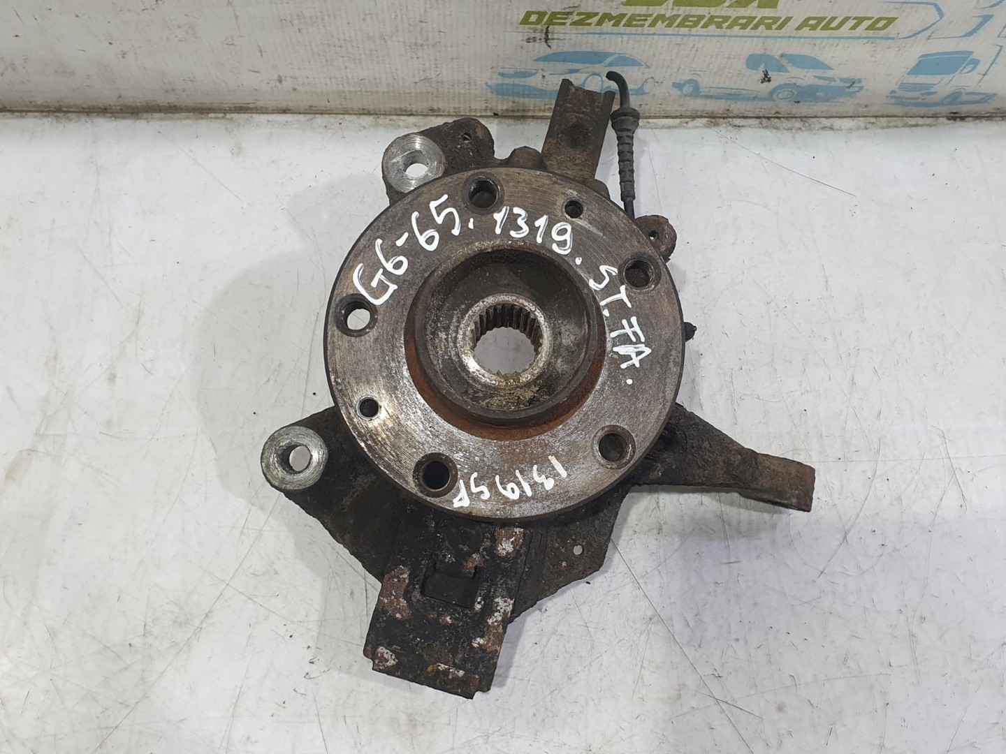 Fuzeta stanga fata Renault Megane 3 (2008 - 2014)