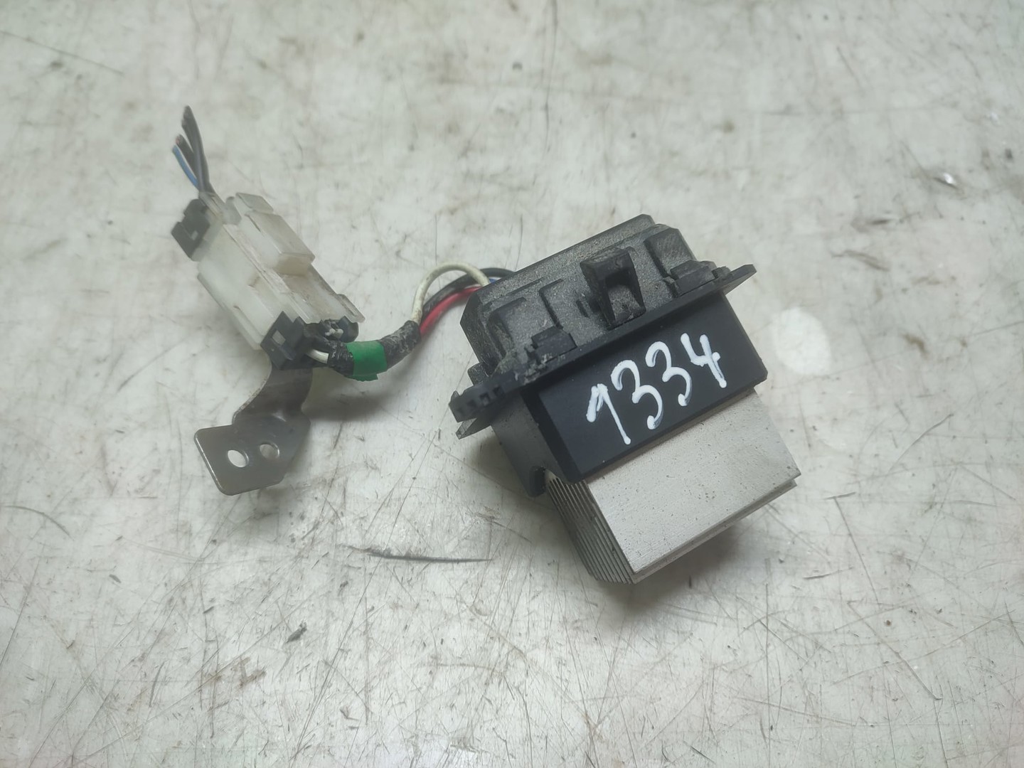 Rezistenta trepte T1001553N Subaru Forester 3 (2007 - 2011)