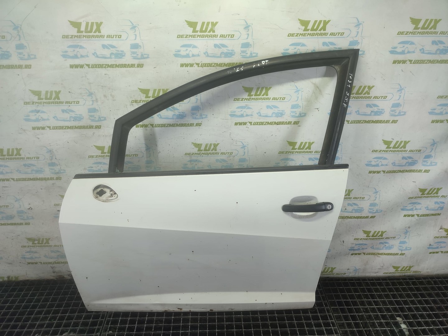 Usa stanga fata Seat Ibiza 4 (6J) (2008 - 2012)