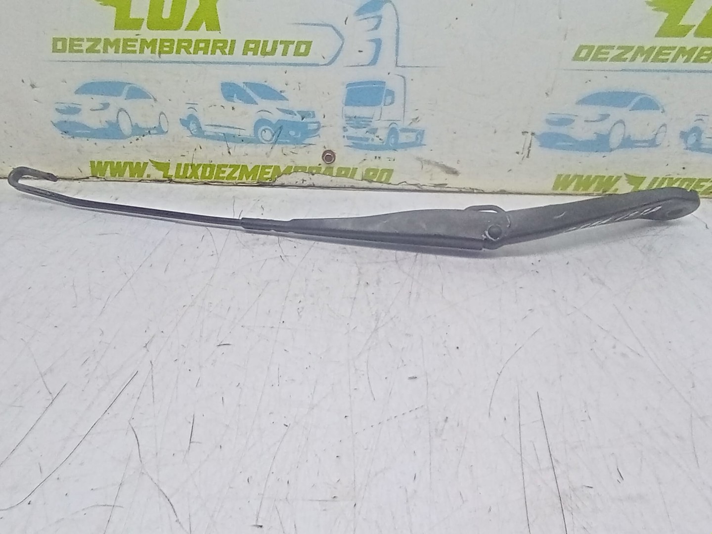 Brat stergator parbriz stanga 288803876R Dacia Logan 2 (2013 - 2016)