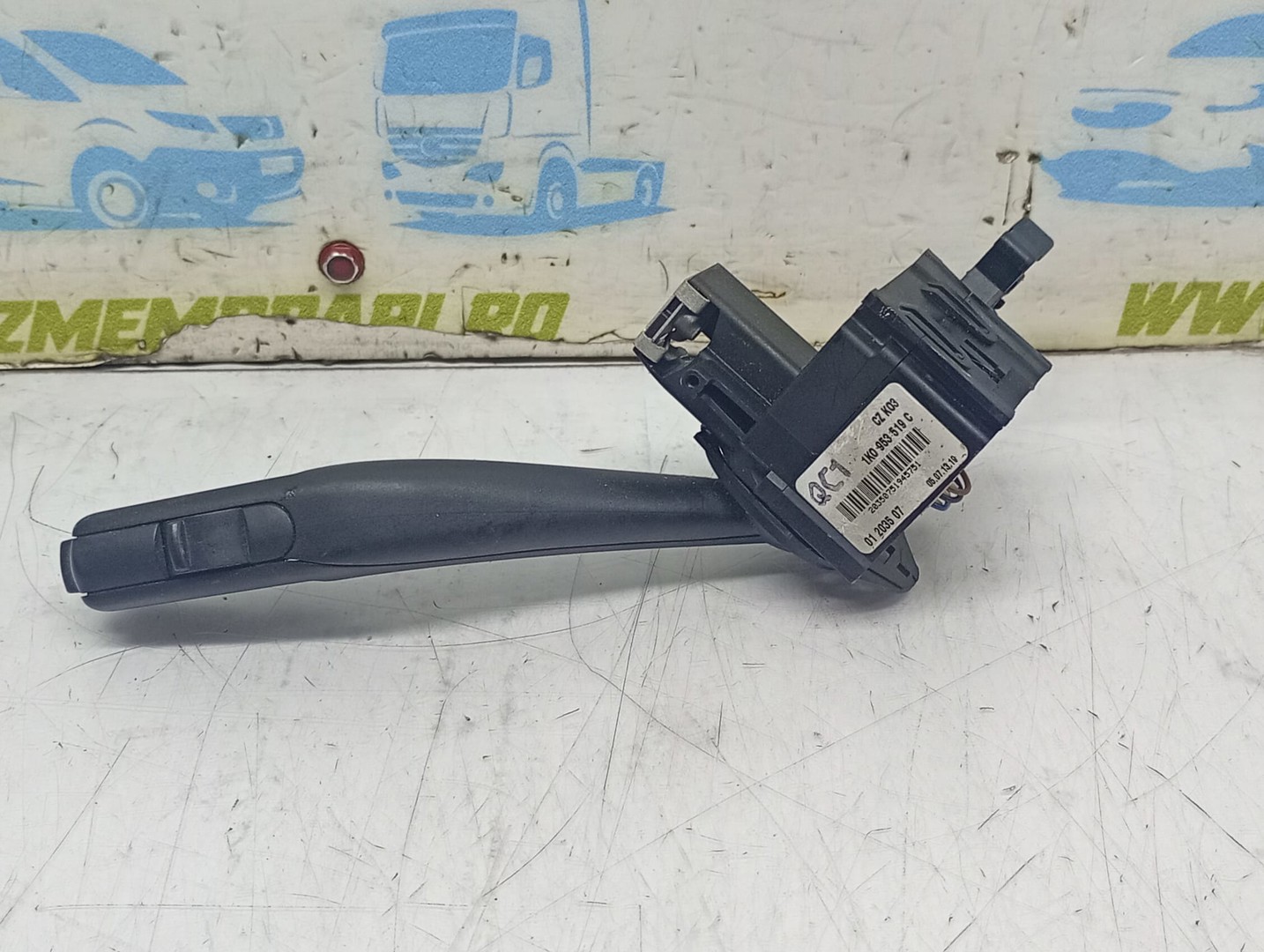Maneta stergatoare 1K0953519C Volkswagen Jetta 5 (2005 - 2011)