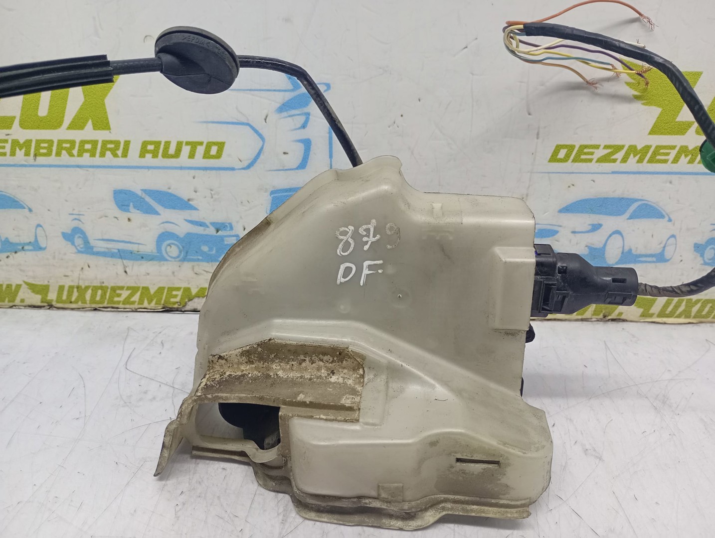 Broasca dreapta fata 3D1837016 Volkswagen Jetta 5 (2005 - 2011)