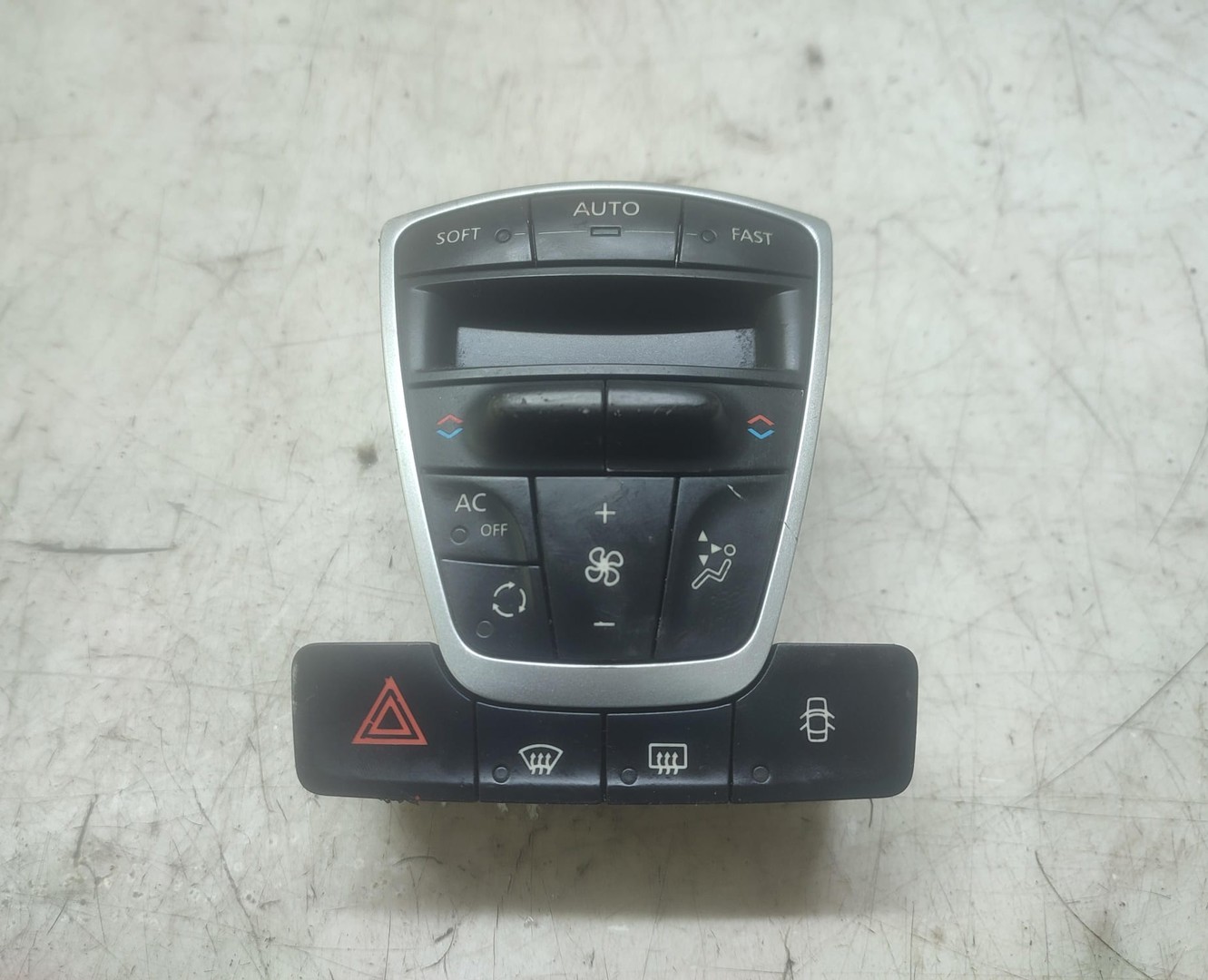 Panou clima ac 275100002R Renault Laguna 3 (2007 - 2011)