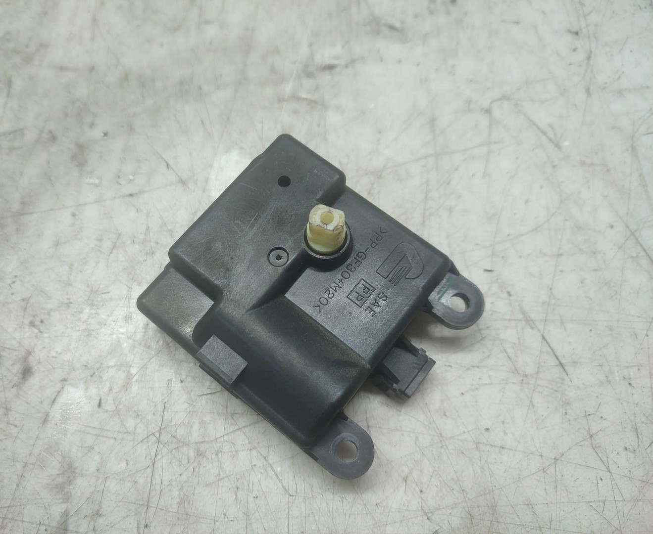 Motoras clapeta mixaj aer 52410557 Renault Laguna 3 (2007 - 2011)