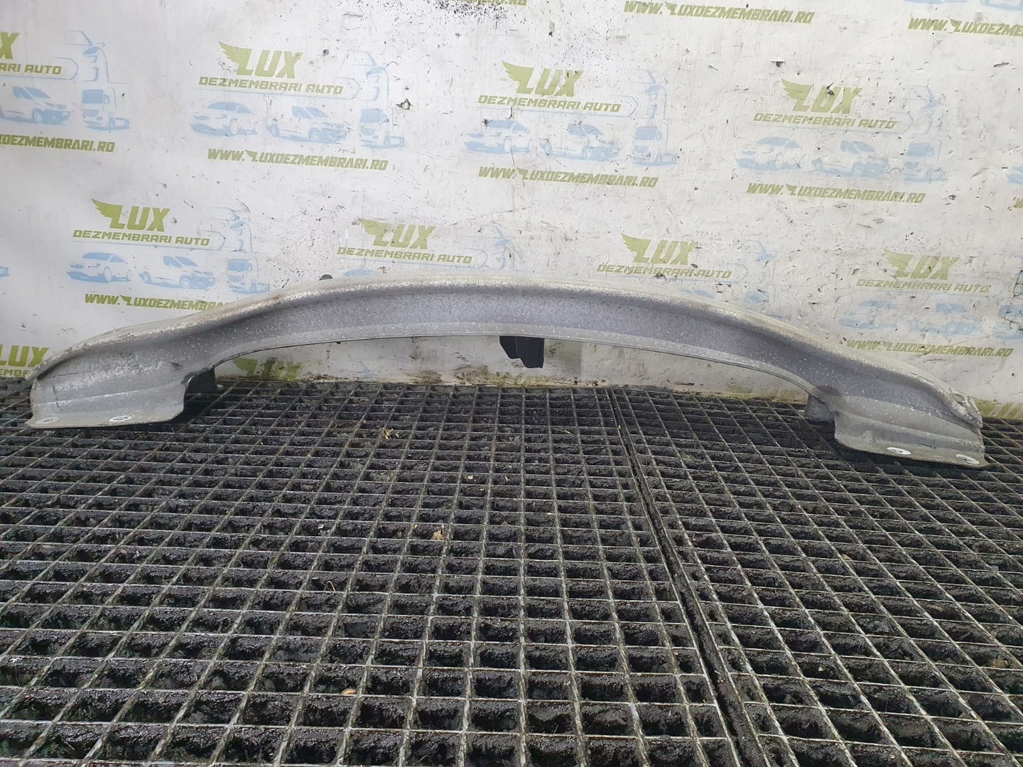 Armatura bara fata Renault Laguna 3 (2007 - 2011)