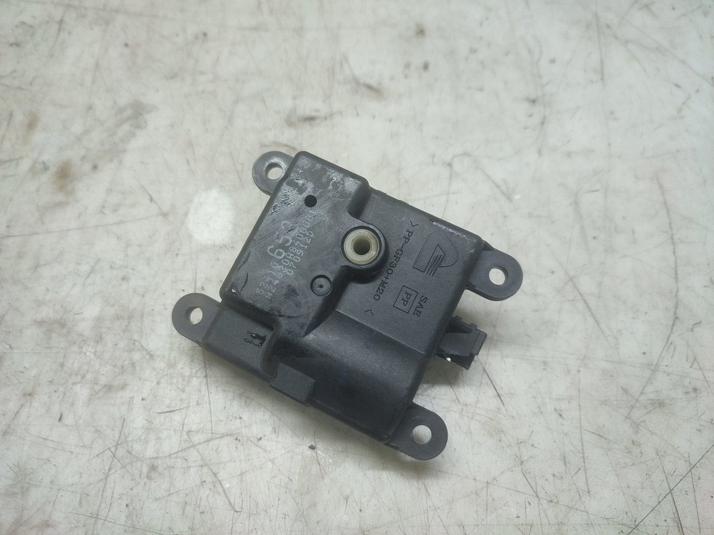 Motoras clapeta mixaj aer 52410653 Renault Laguna 3 (2007 - 2011)
