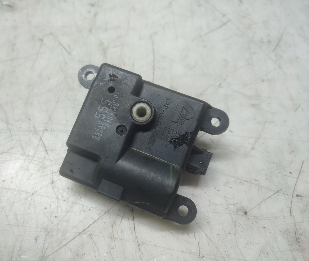 Motoras clapeta mixaj aer 52410555 Renault Laguna 3 (2007 - 2011)