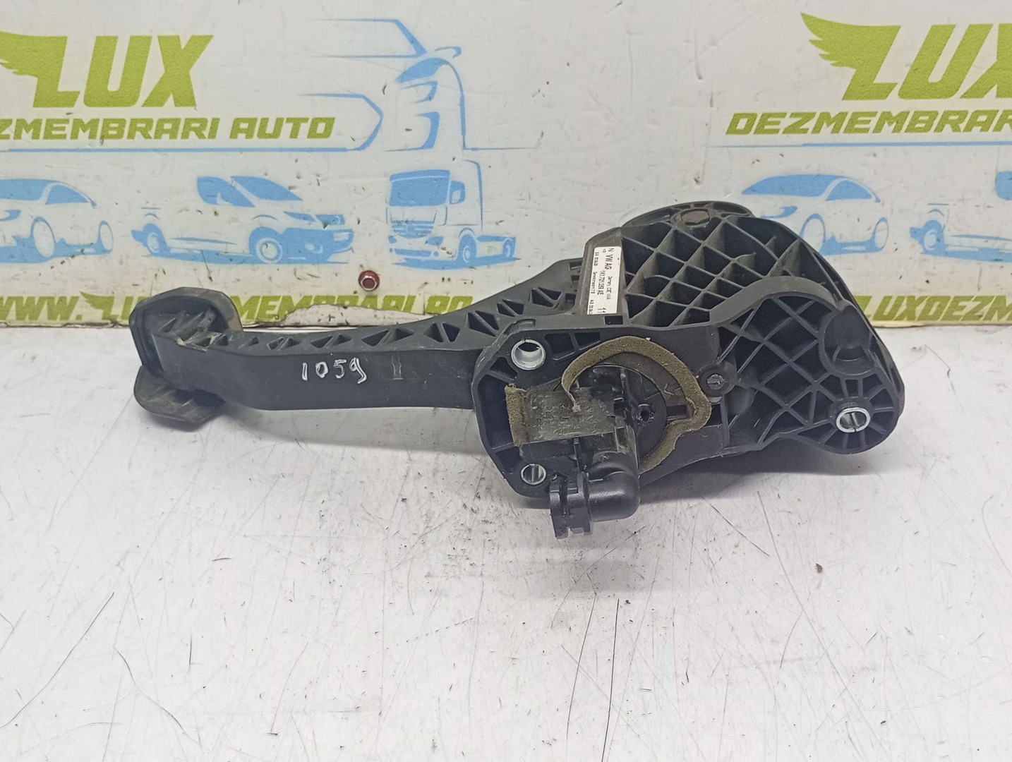 Pedala ambreiaj 1k1721059AE Volkswagen Golf 5 (2003 - 2009)