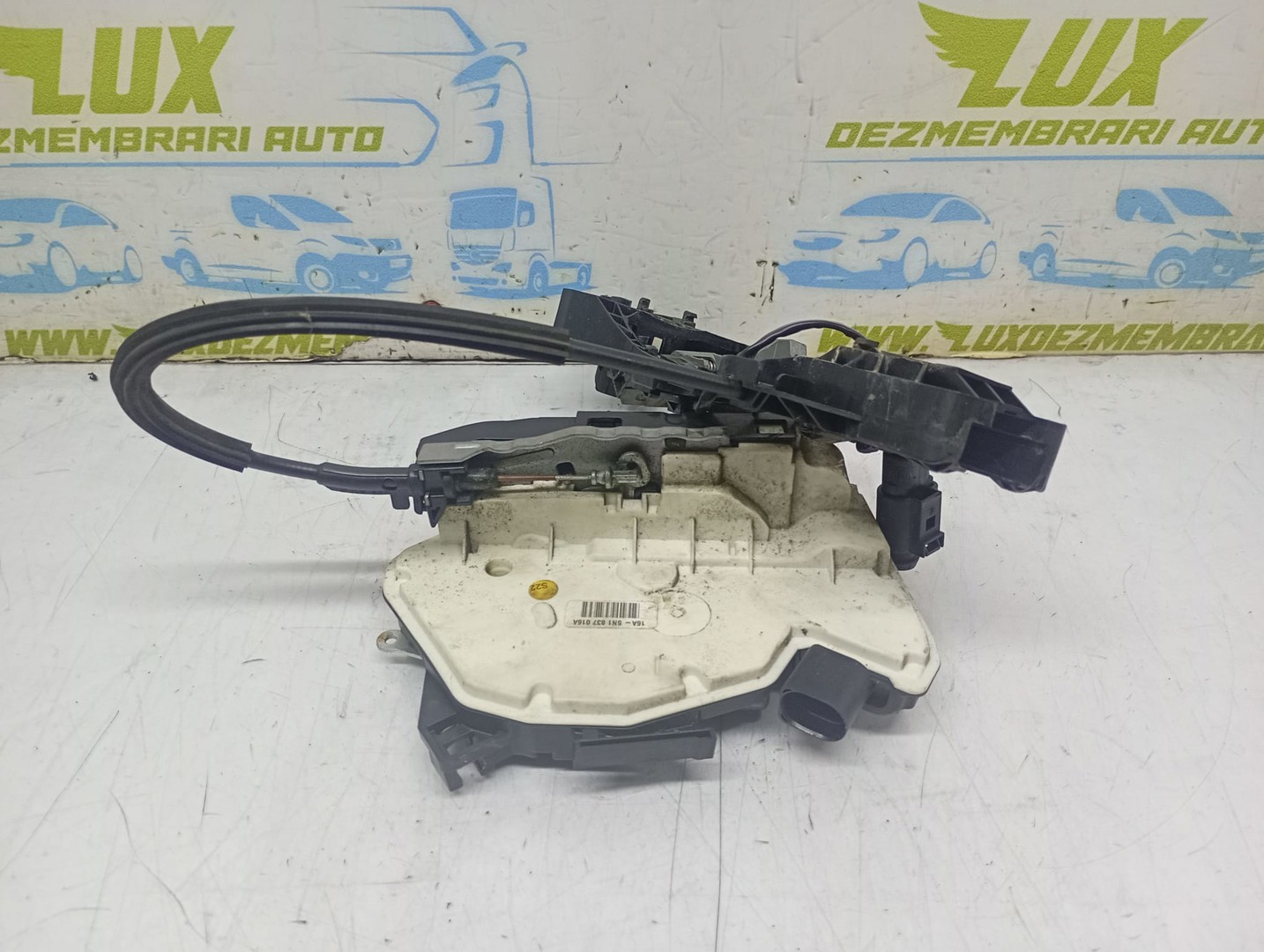 Broasca dreapta fata 5N1837016A Volkswagen Passat CC 1 (2008 - 2012)