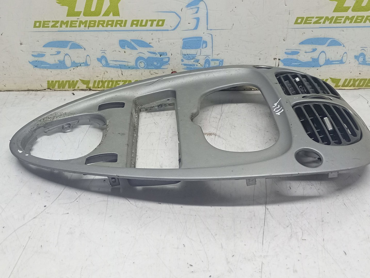 Ornament bord 9631315877 Citroen Xsara Picasso 1 (facelift) (2004 - 2010)