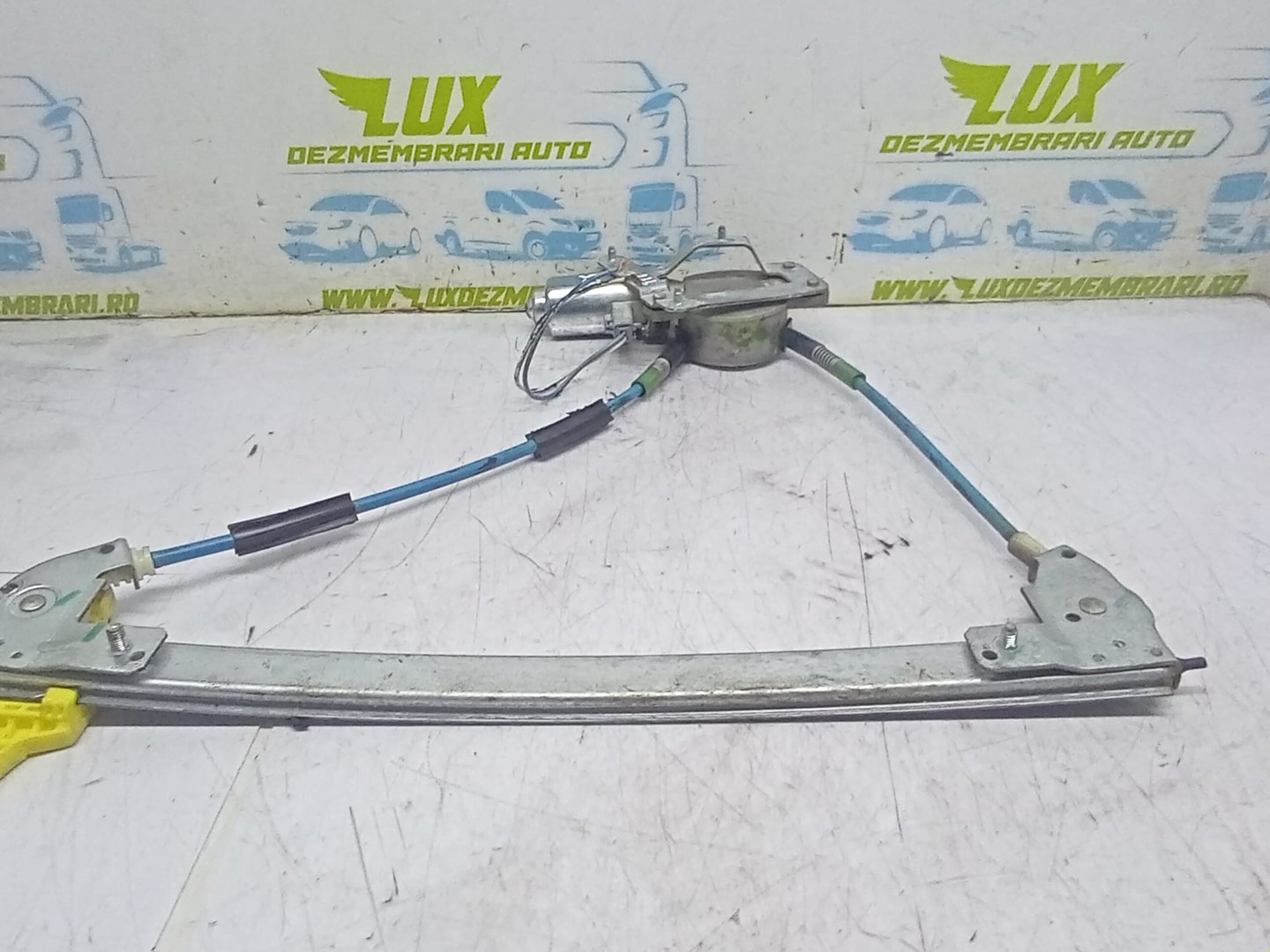 Macara geam stanga fata 963709080 Citroen Xsara Picasso 1 (facelift) (2004 - 2010)