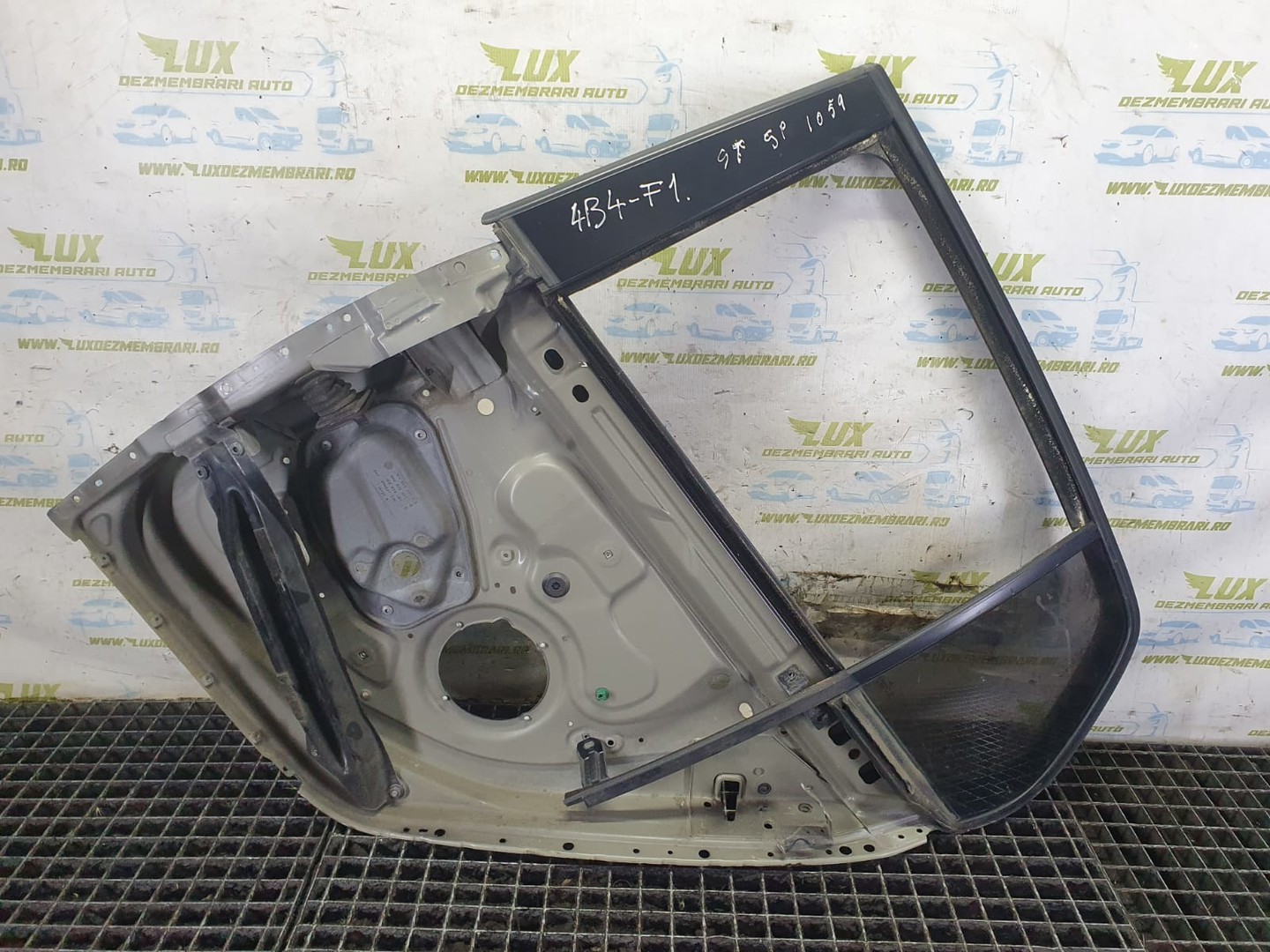 Usa stanga spate 1k6833311h Volkswagen Golf 5 (2003 - 2009)