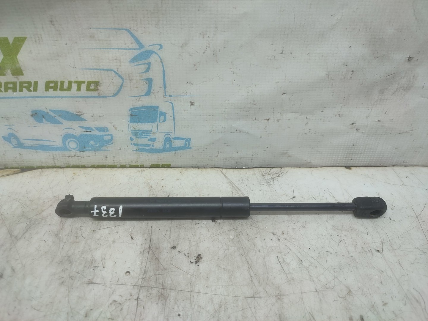 Amortizor capota 51233400352 BMW X3 E83 (2003 - 2006)