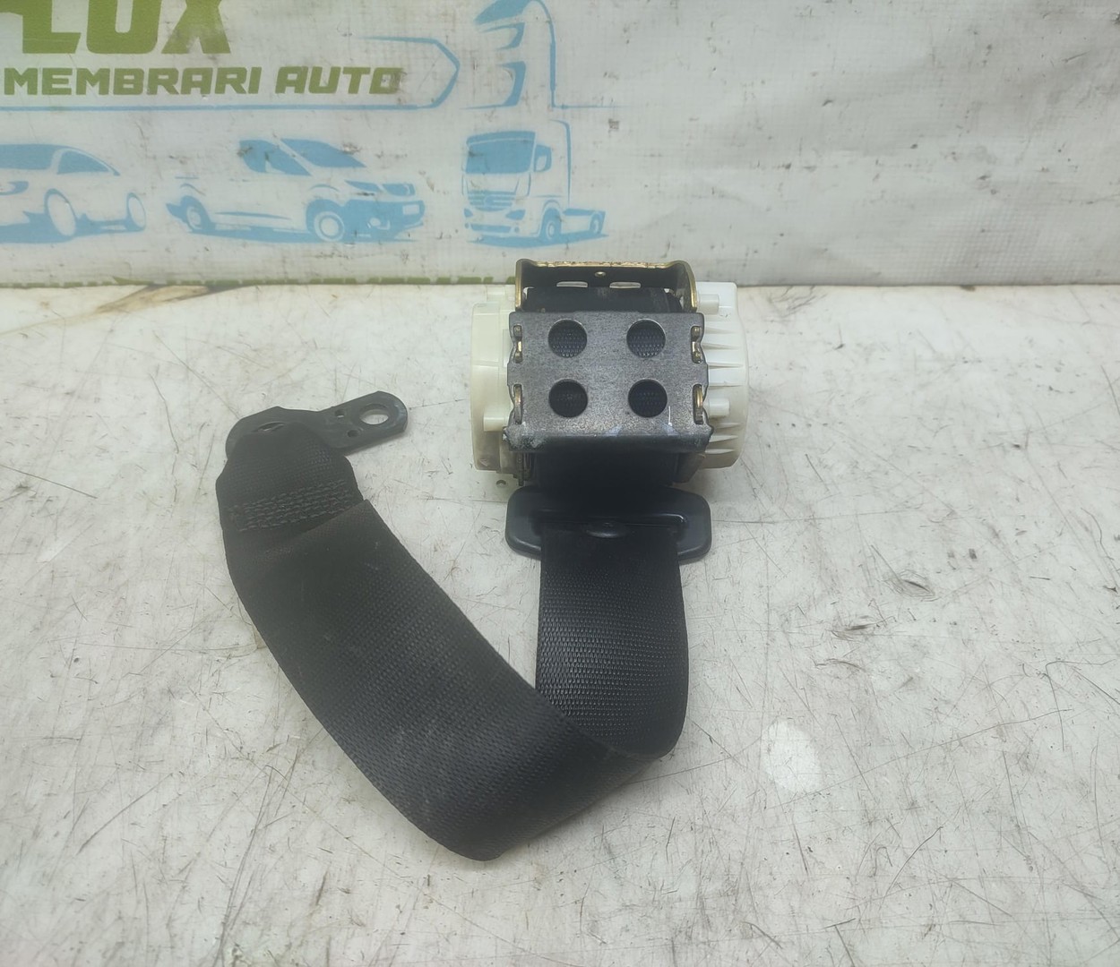 Centura siguranta dreapta spate 33036505E BMW X3 E83 (2003 - 2006)
