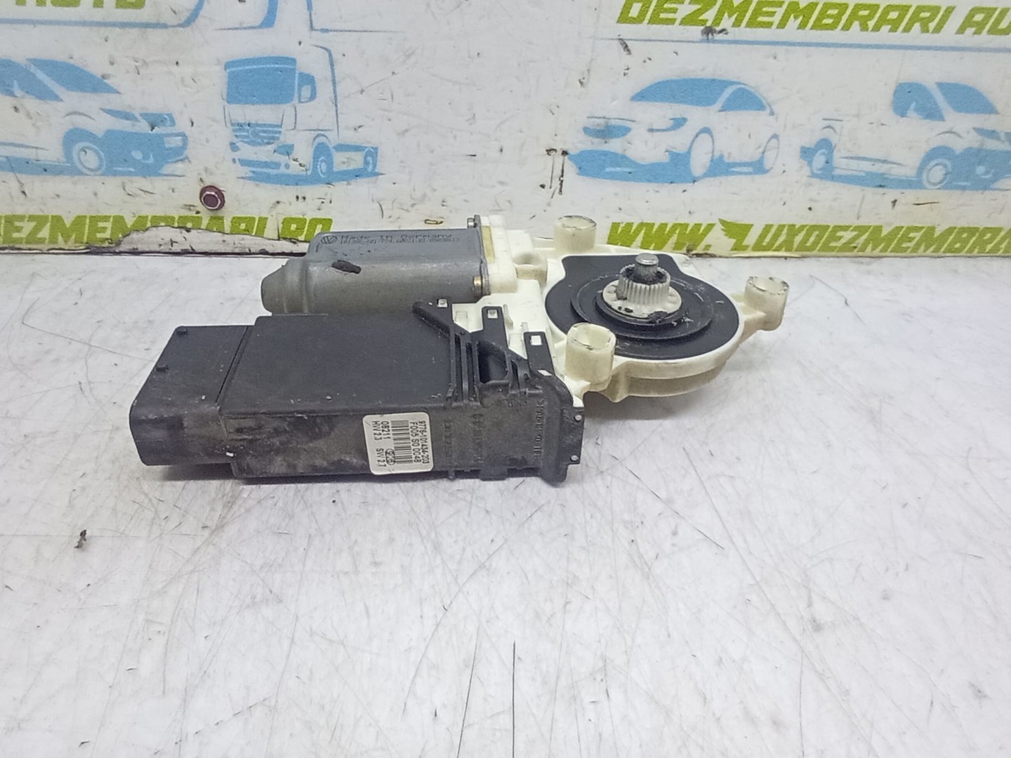 Motoras geam dreapta fata 7746002101 101386-101 Volkswagen Golf 4 (1997 - 2006)