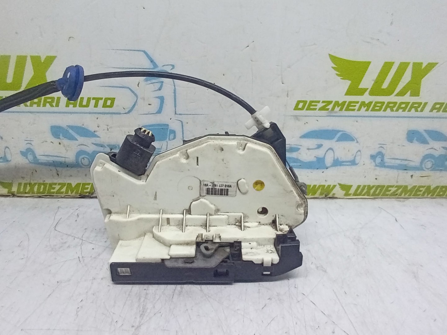 Broasca dreapta fata 5N1837016A Volkswagen Tiguan 1 (5N) (2007 - 2011)