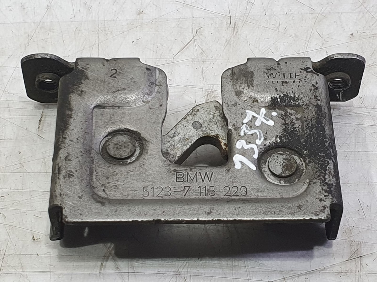 Broasca capota 51237115229 BMW X3 E83 (2003 - 2006)