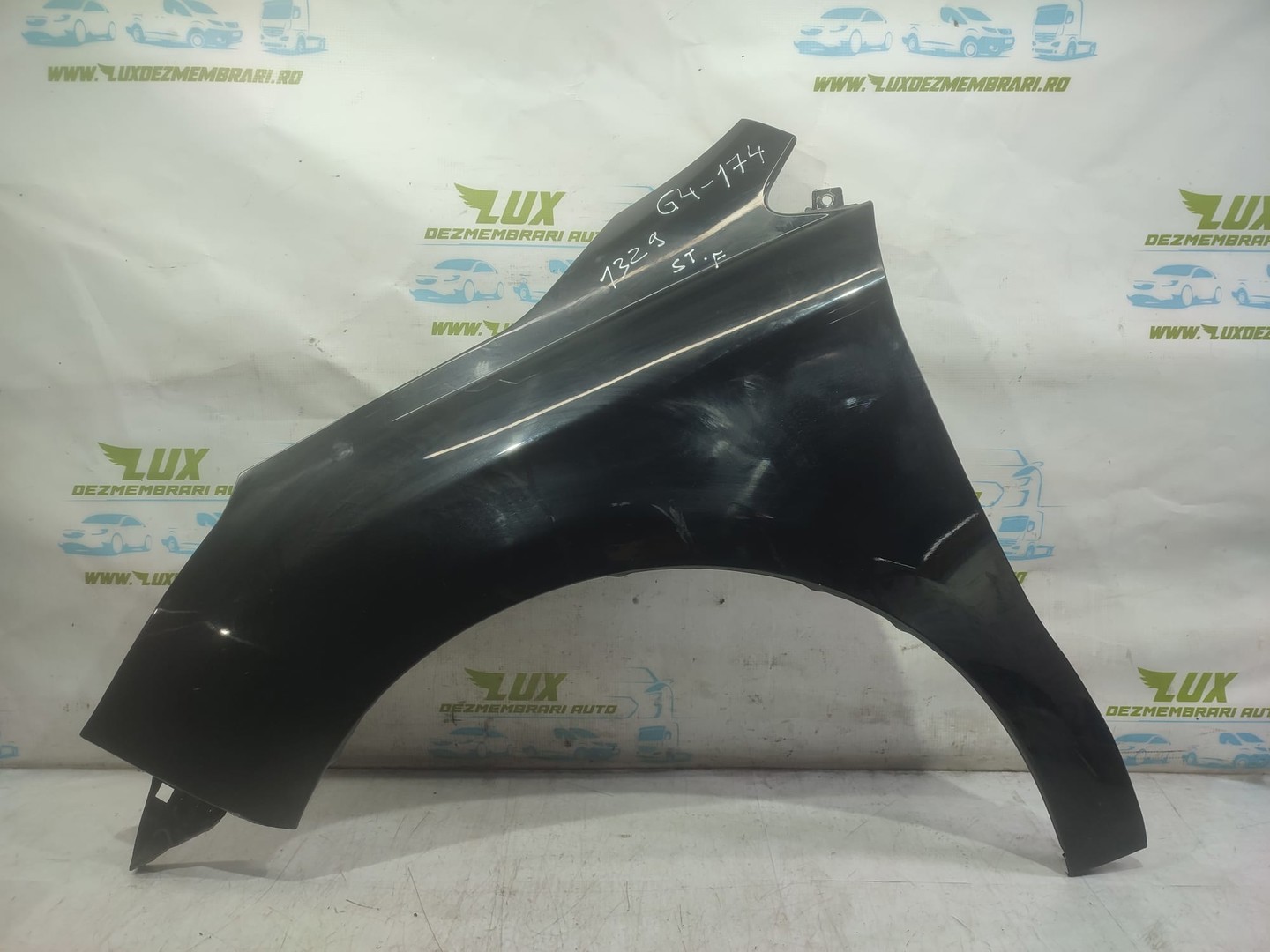 Aripa stanga fata Citroen C4 2 (2010 - 2017)