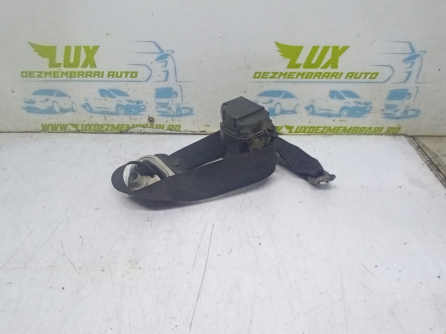 Centura siguranta dreapta fata 56043420 Volkswagen Golf 4 (1997 - 2006)