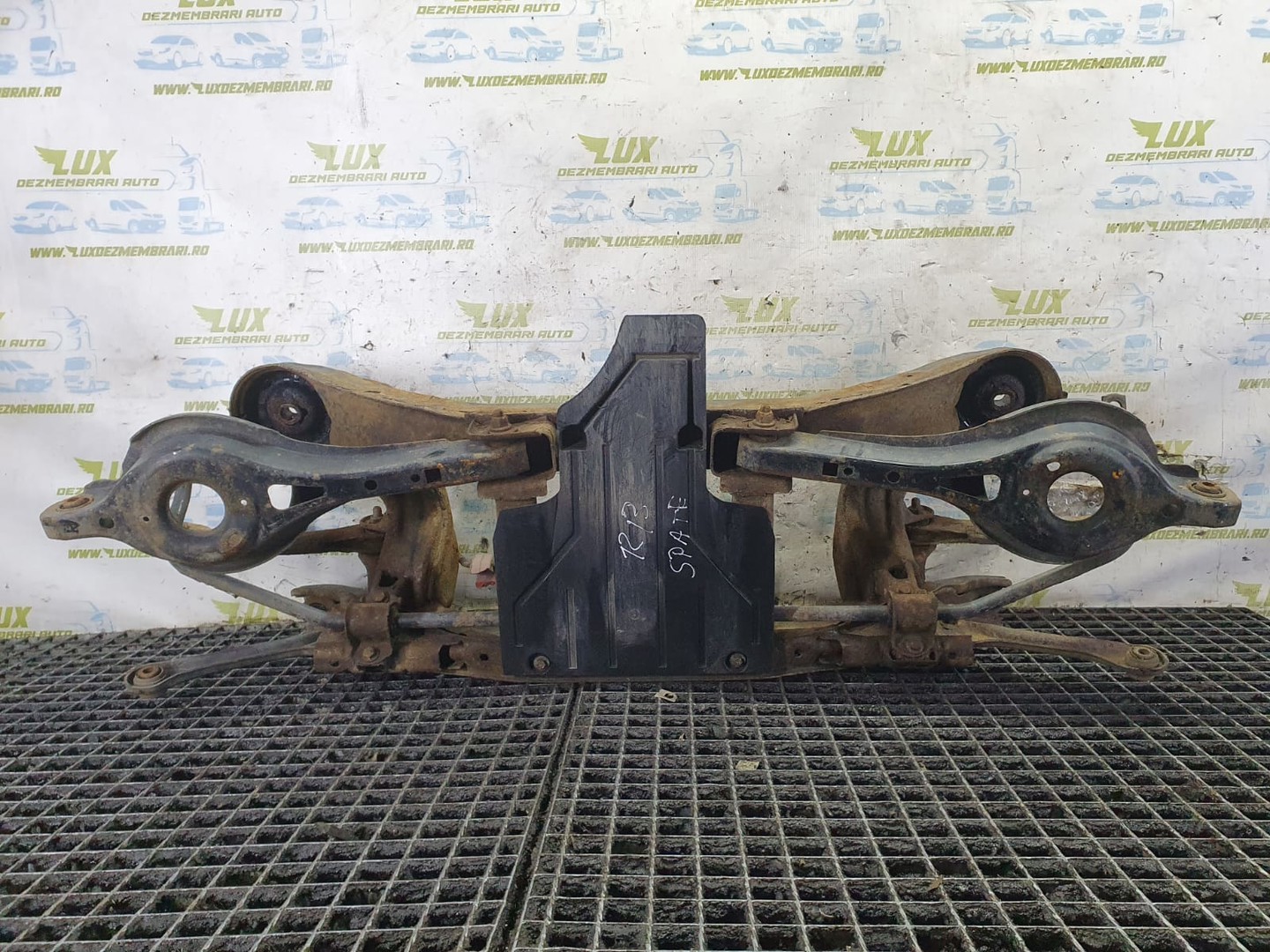 Punte spate Ford Kuga 2 (2013 - 2020)