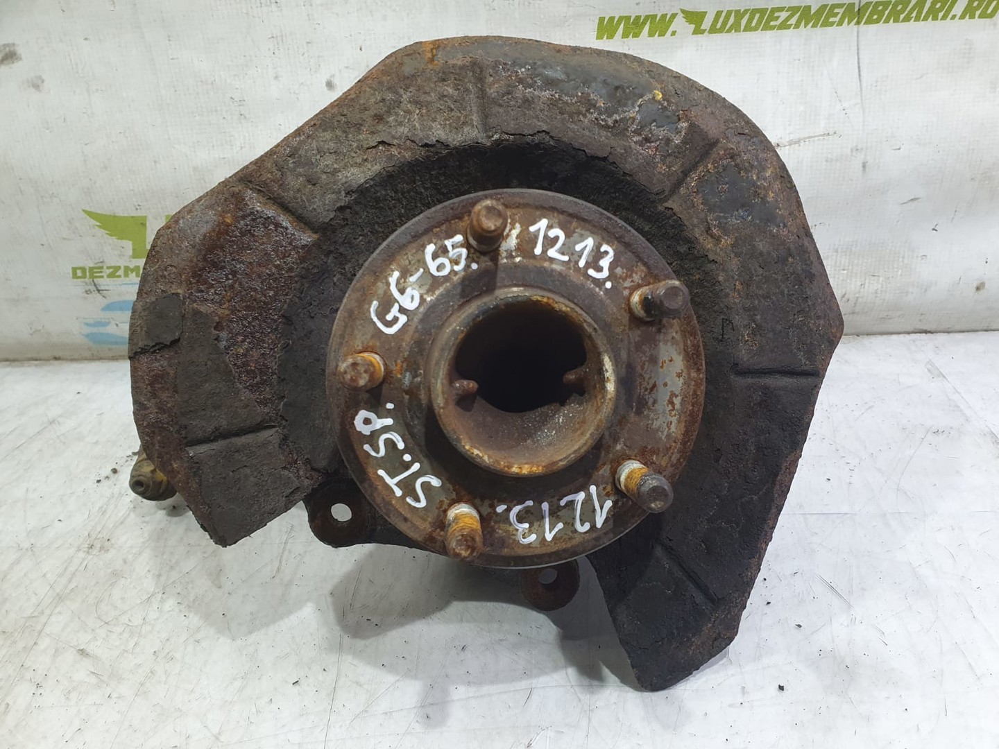 Fuzeta stanga spate Ford Kuga 2 (2013 - 2020)