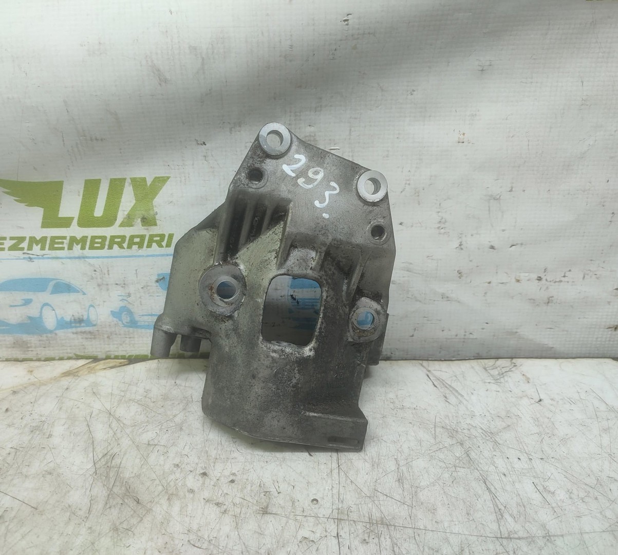 Suport motor 057130147 057130147AF Volkswagen Touareg 2 (7P) (2010 - 2014)
