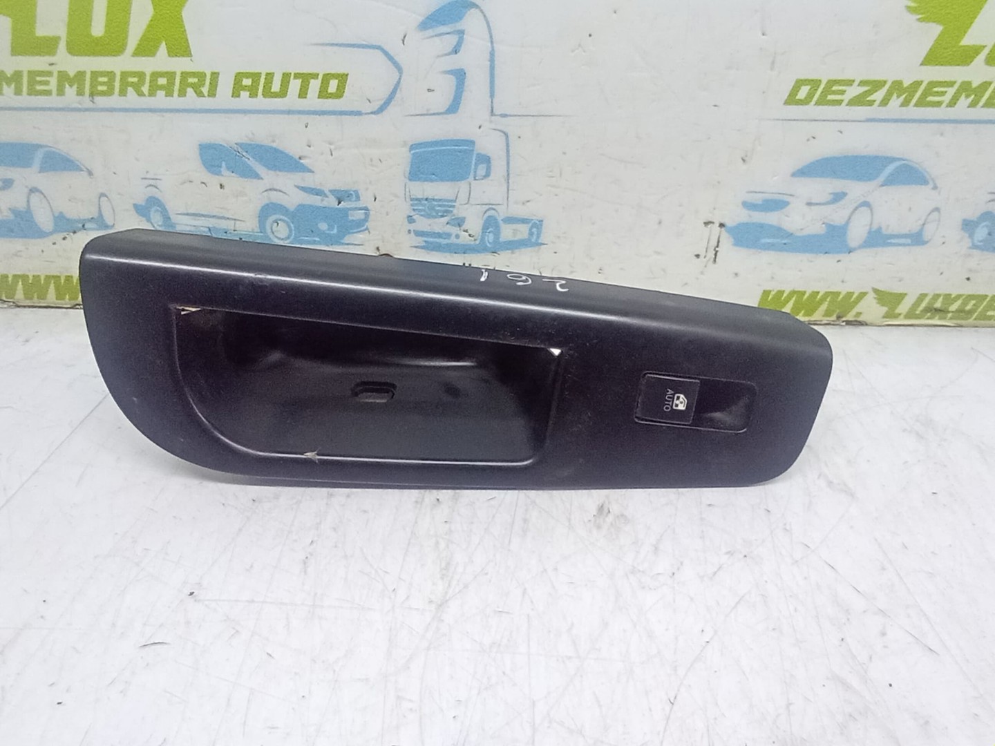 Buton geam 82361-1H000 Kia Ceed 1 (facelift) (2010 - 2012)