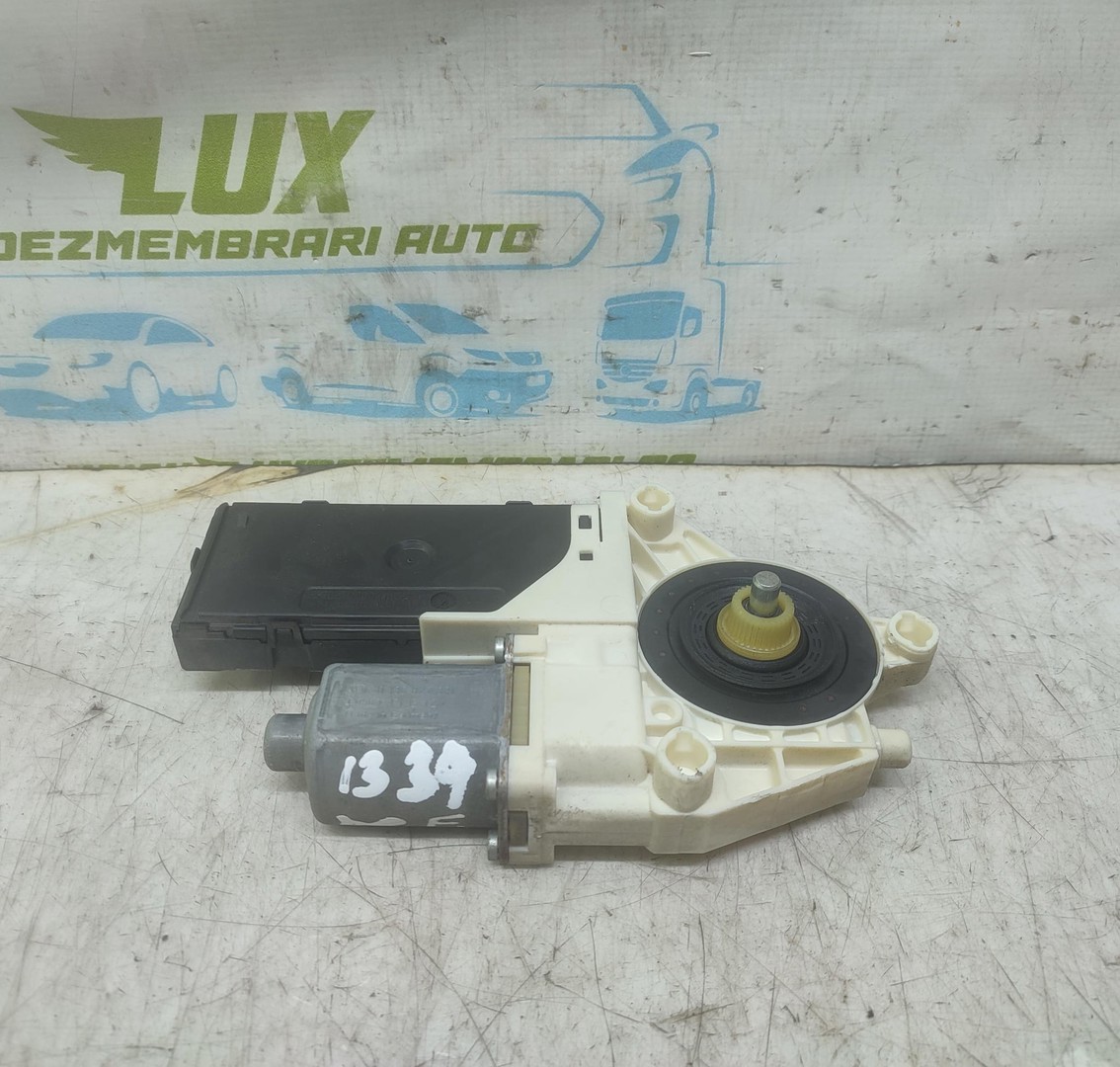 Motoras geam dreapta fata 0130822331 Renault Laguna 3 (2007 - 2011)
