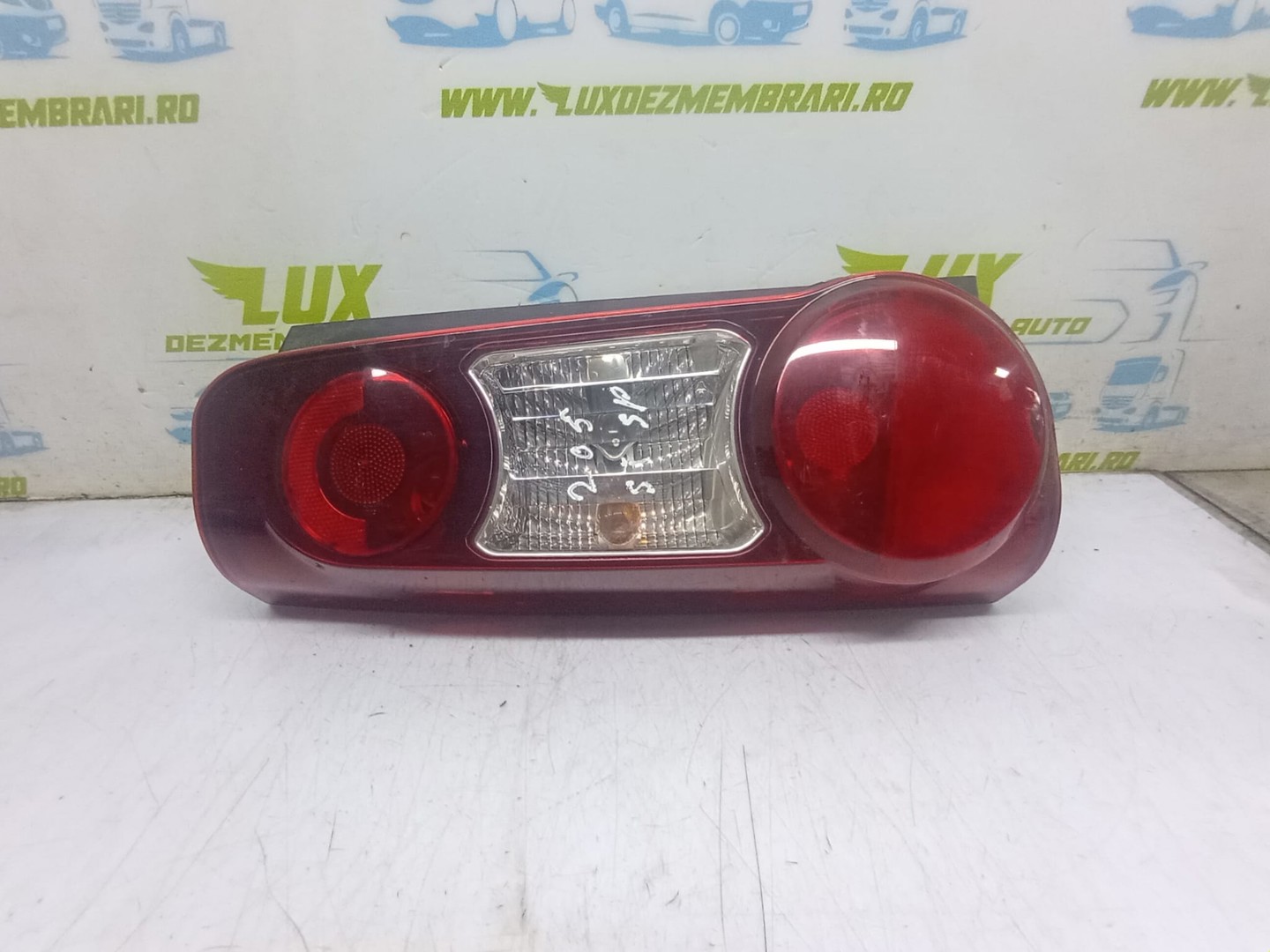 Stop stanga 9677205580 9680608080 Peugeot Partner 2 (facelift) (2012 - 2020)