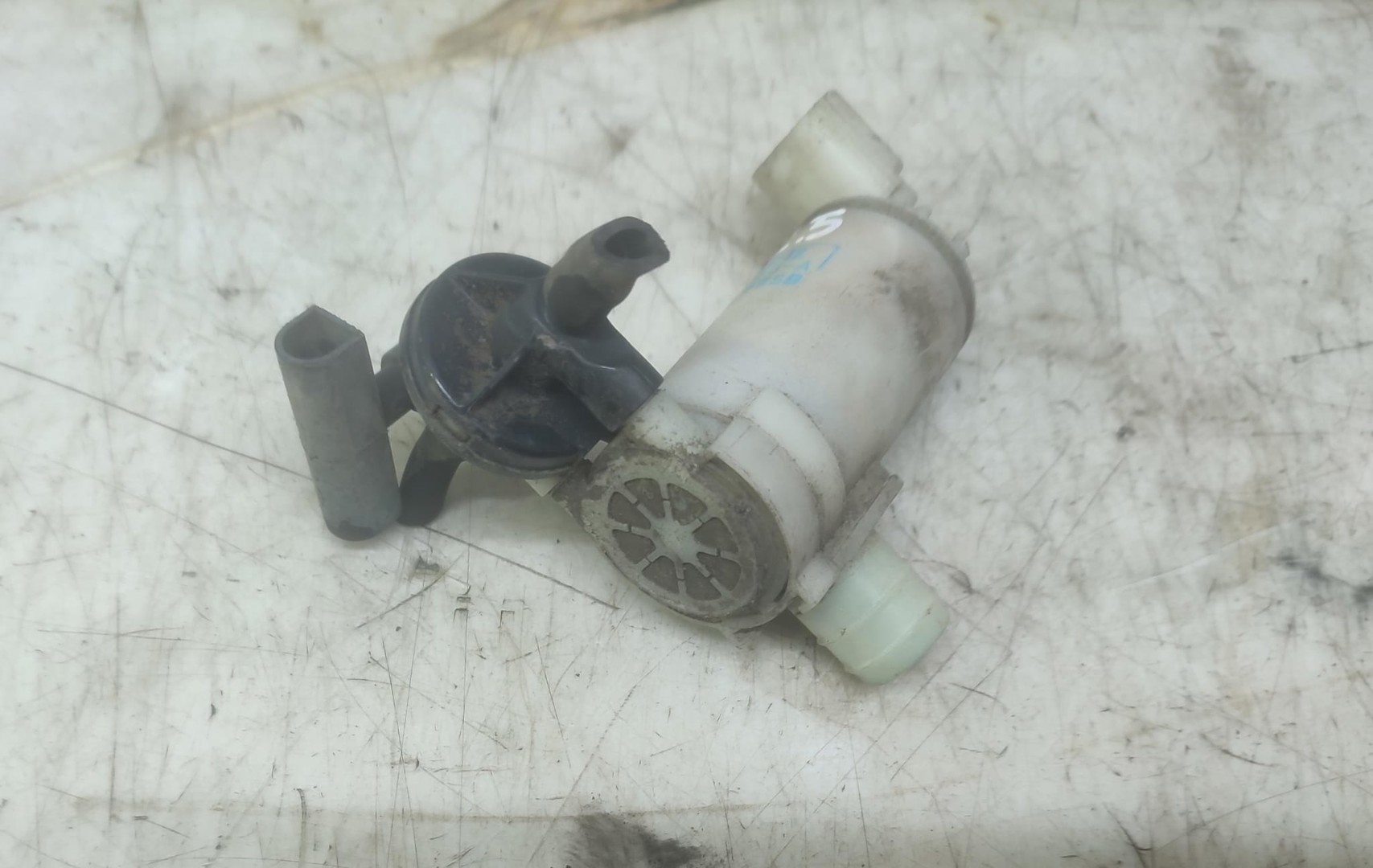 Pompa vas lichid parbriz 2224663A Mazda 2 DE (2007 - 2010)