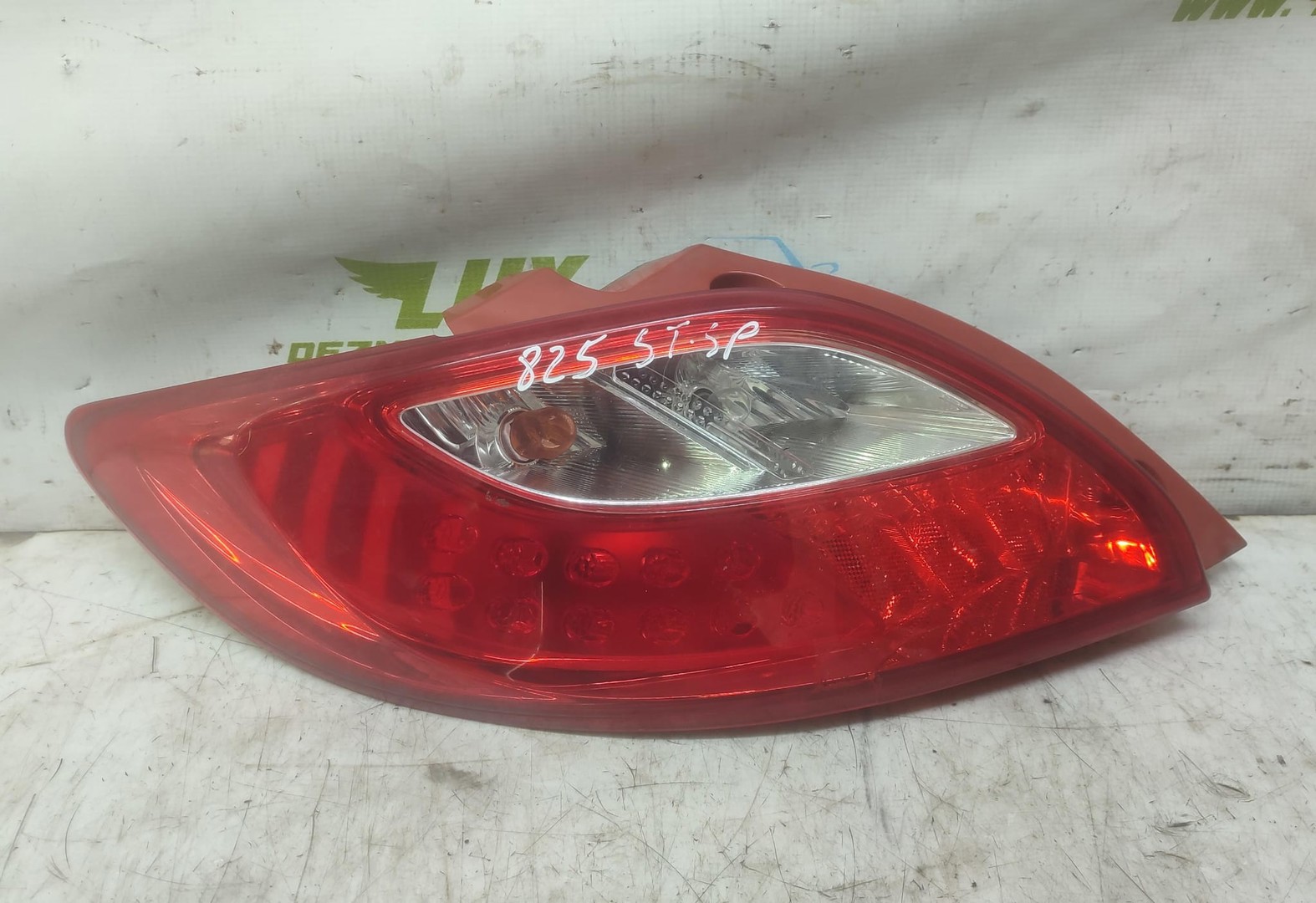 Stop stanga haion D65151160 Mazda 2 DE (2007 - 2010)