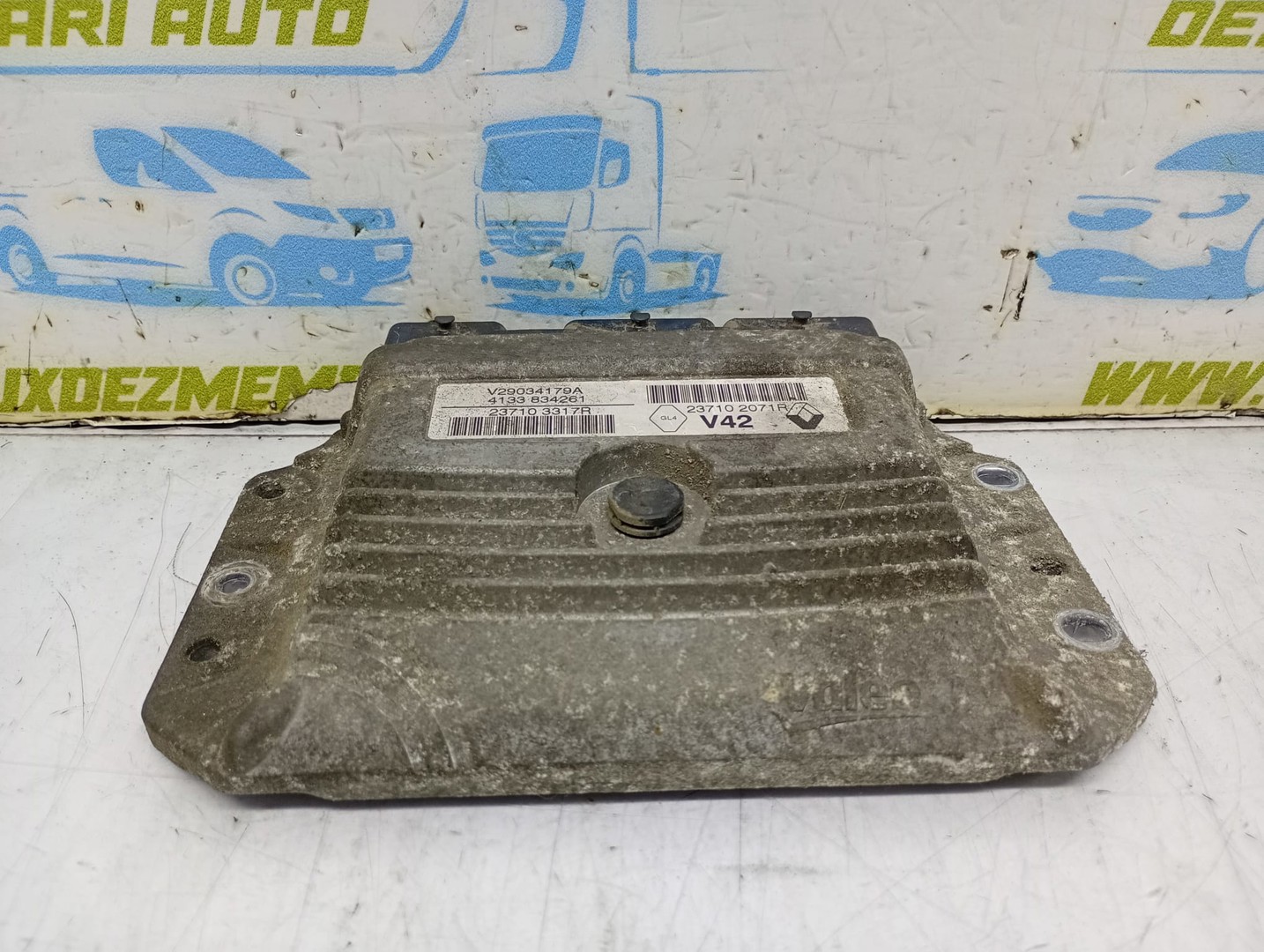 Calculator motor ECU 237103317R V29034179A Dacia Logan 2 (2013 - 2016)