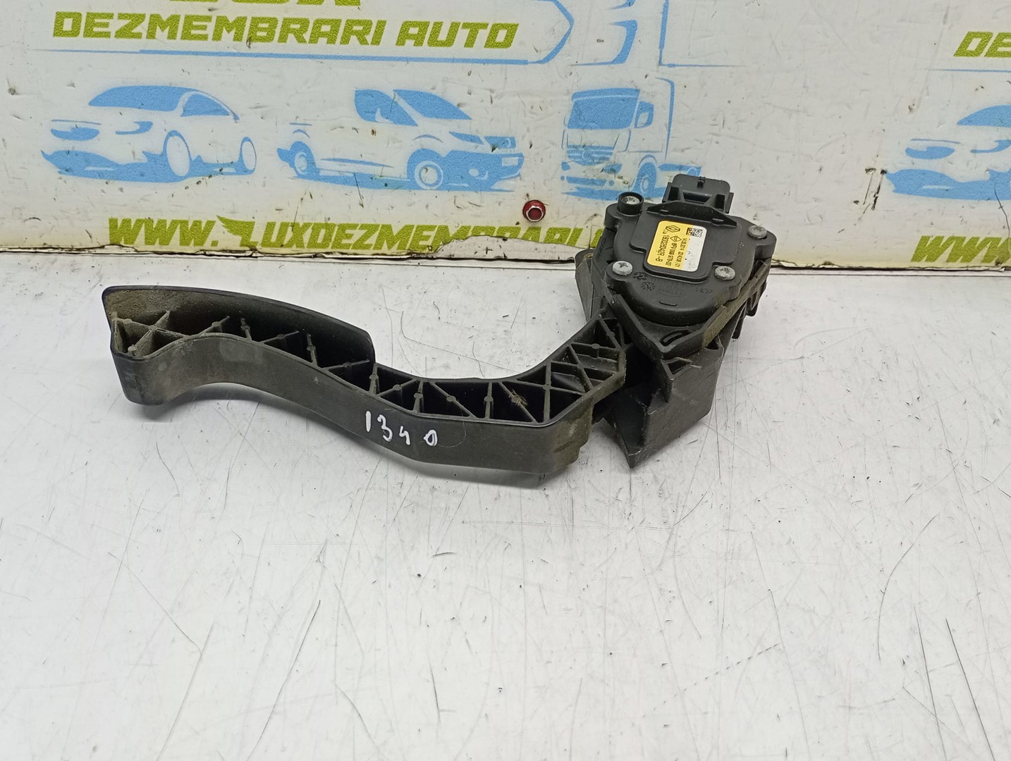 Pedala ambreiaj 180026342R-B 6PV009978-02 Dacia Logan 2 (2013 - 2016)