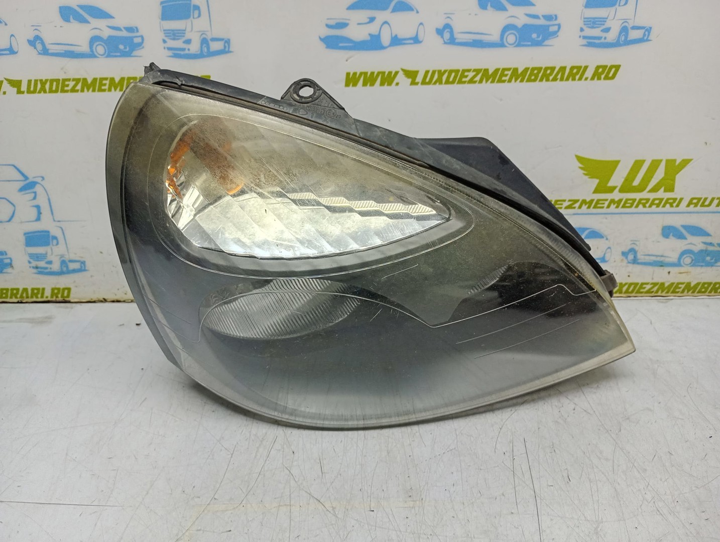 Far dreapta 156018-00RE Renault Clio 2 (1998 - 2005)