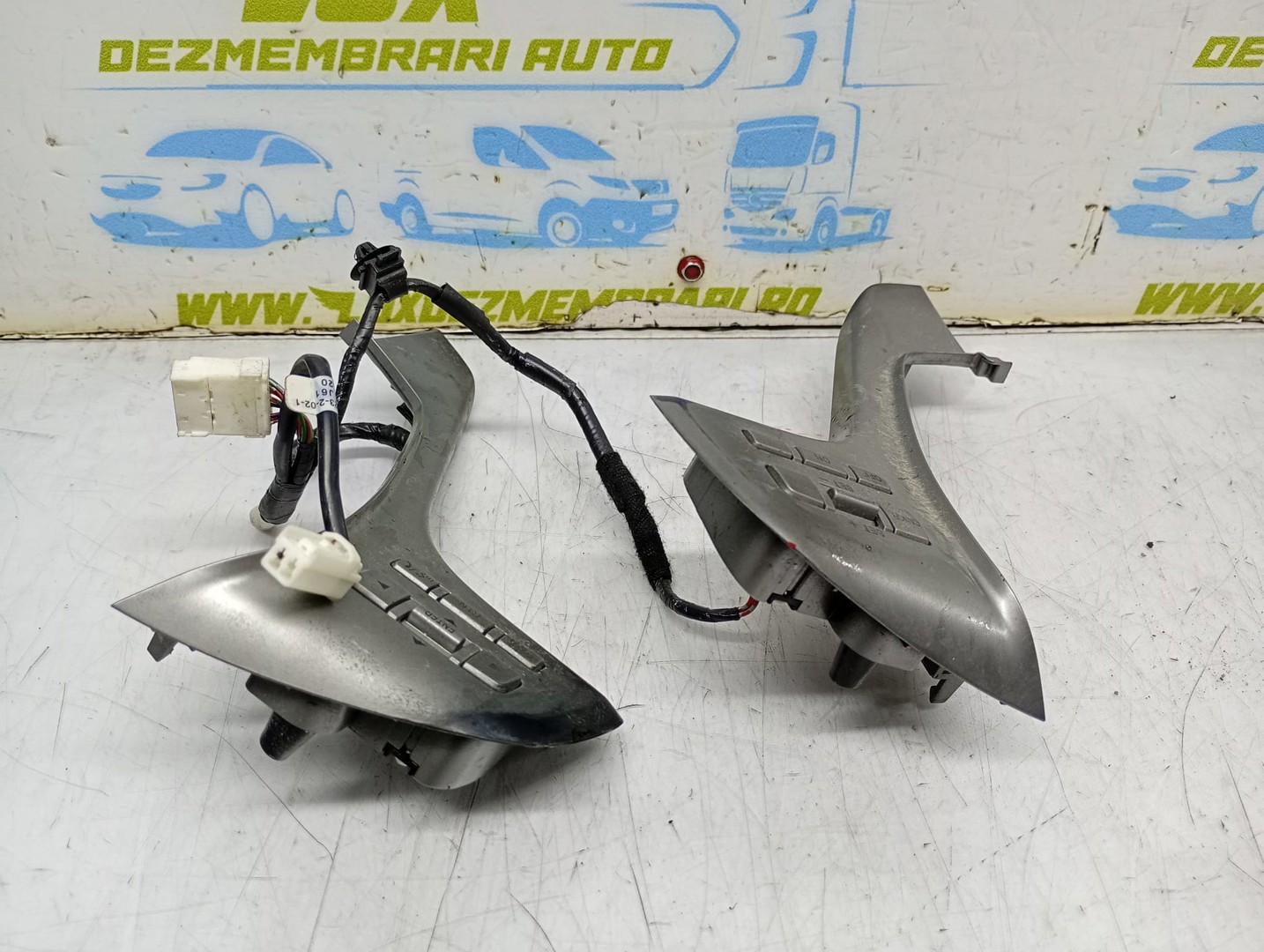 Comenzi volan 03744420 GS1G664M0D Mazda 6 GH (2007 - 2012)