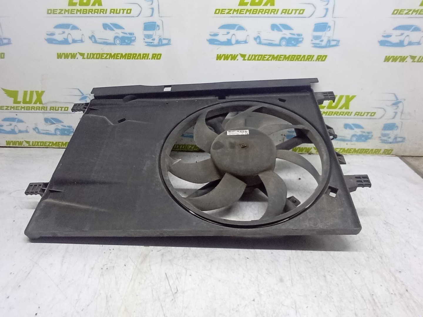 Electroventilator gmv 55702186 Opel Corsa D (2006 - 2011)