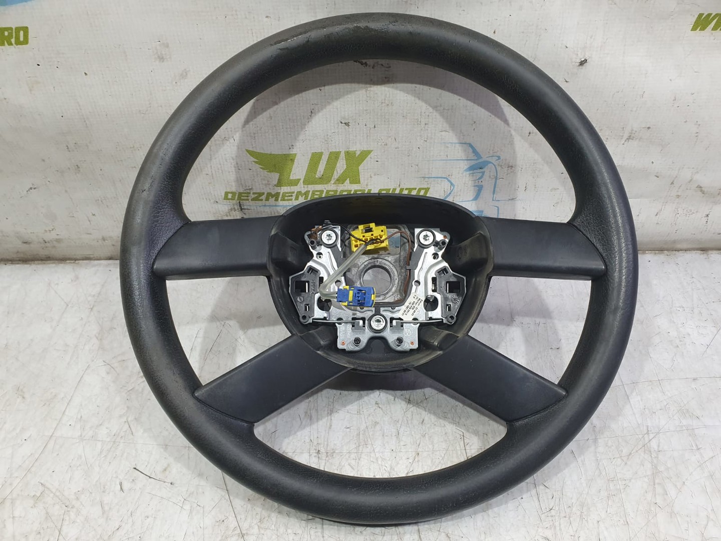 Volan in 4 spite 6q0419091g Volkswagen Polo 4 (9N) (2001 - 2005)