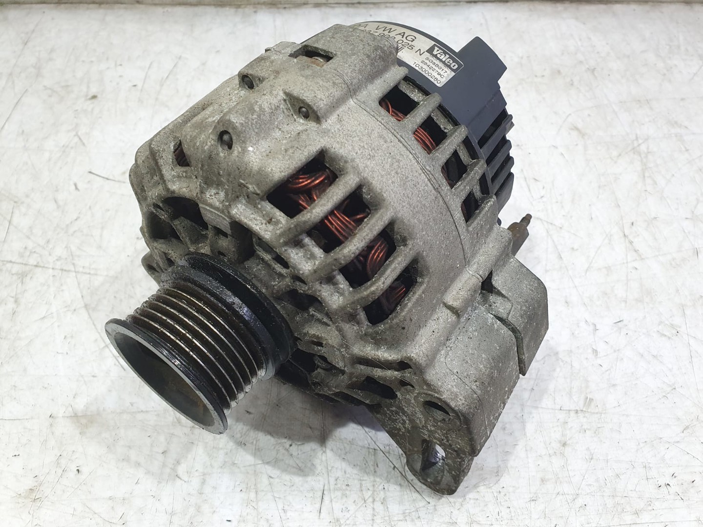 Alternator Volkswagen Polo 4 (9N) (2001 - 2005)
