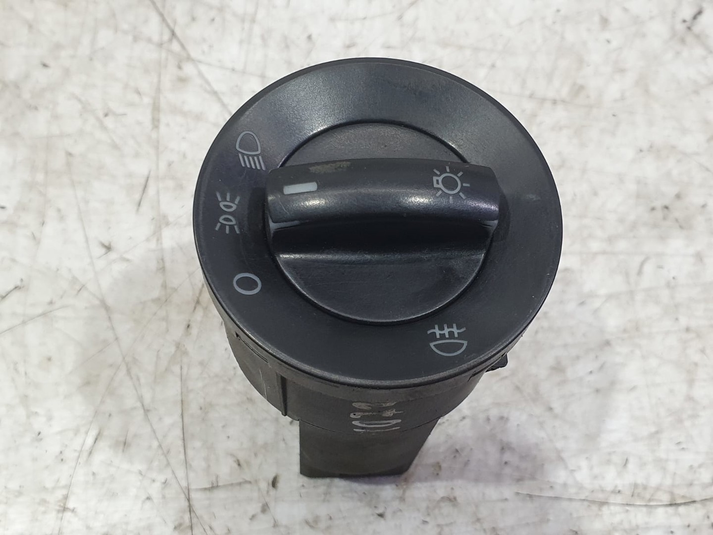 Bloc lumini 6q0941531b Volkswagen Polo 4 (9N) (2001 - 2005)