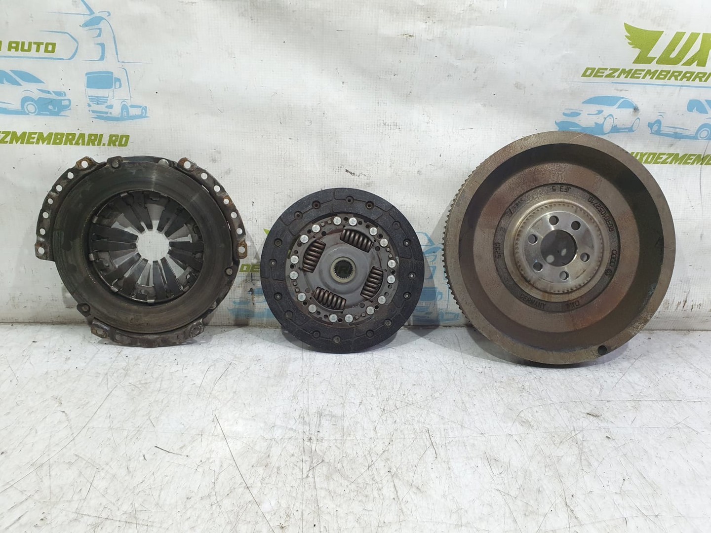 Kit ambreiaj volanta cu masa simpla 320033910 Volkswagen Polo 4 (9N) (2001 - 2005)