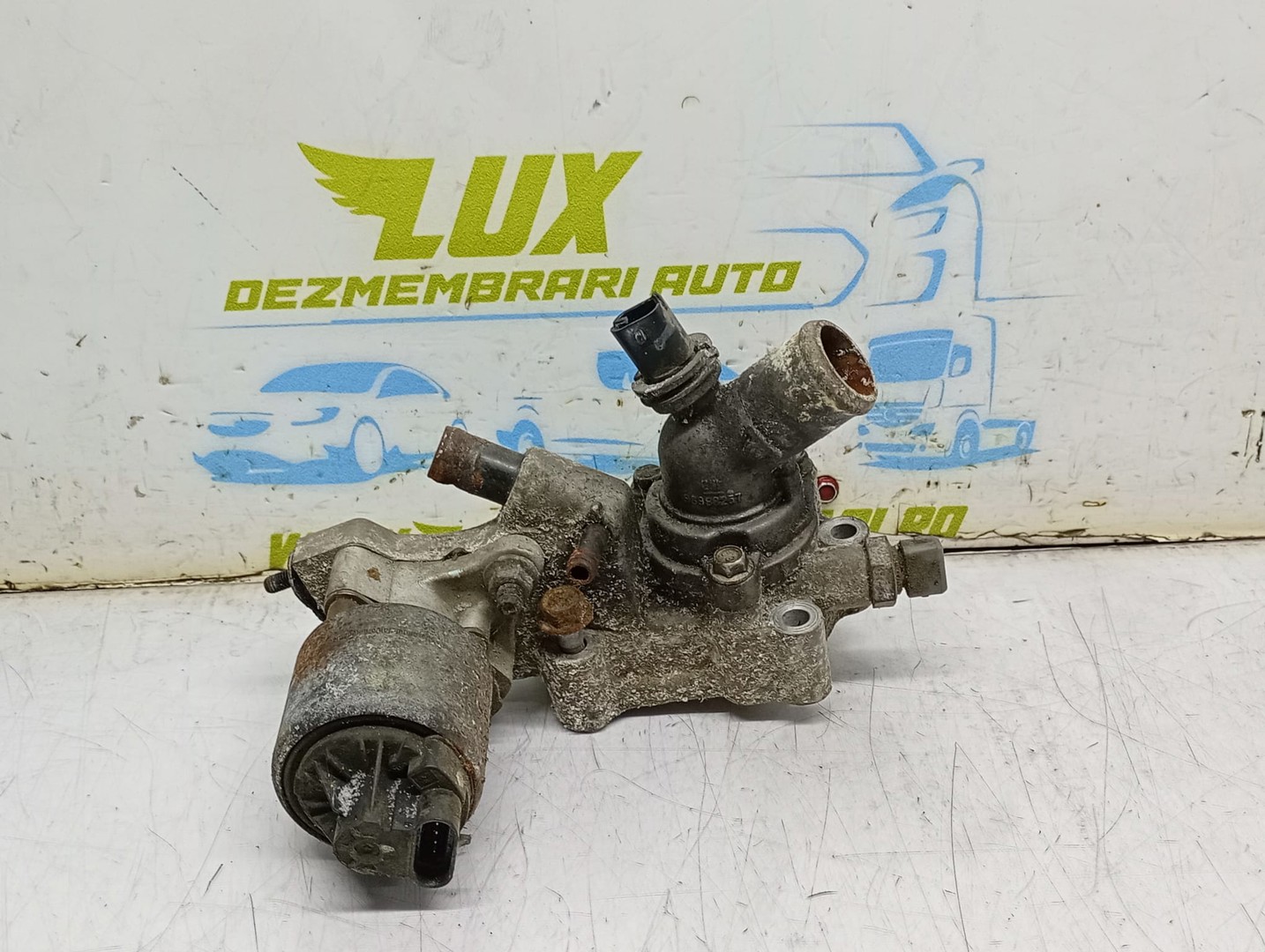 Carcasa termostat 96988257 Chevrolet Spark M300 (2010 - 2015)