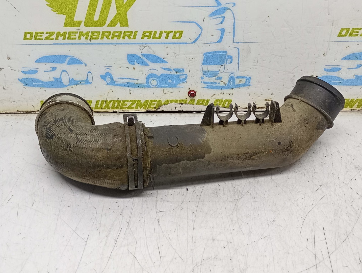 Tub intercooler 3C0145770B Volkswagen Passat B6 (2005 - 2010)