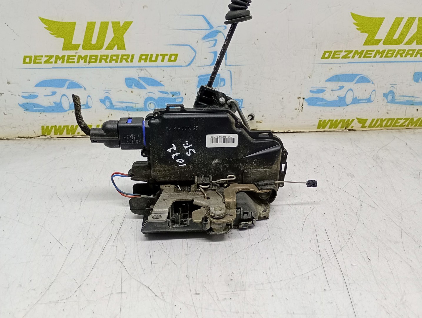 Broasca stanga fata 3B1837015AM Volkswagen Polo 4 (9N) (2001 - 2005)