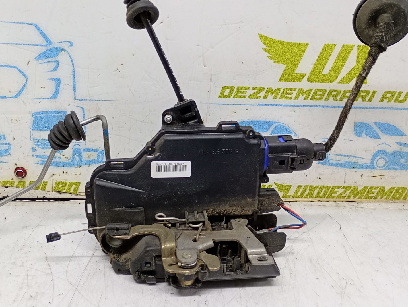 Broasca dreapta fata 3B1837016BP Volkswagen Polo 4 (9N) (2001 - 2005)