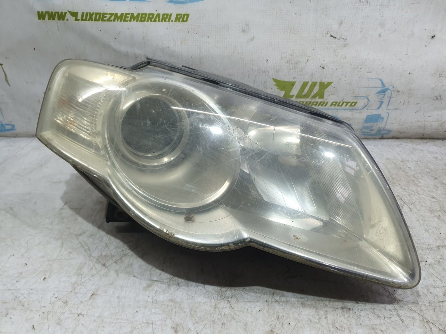 Far dreapta 3c0941006J 1eL247014-02 Volkswagen Passat B6 (2005 - 2010)